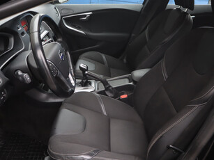 Volvo V40 2014 2.0 D4 242502km Hatchback