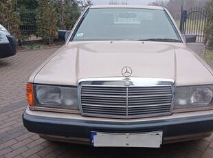 Zadbany Klasyk Mercedes Benz 190 / 200E 2.0 benzyna 118km