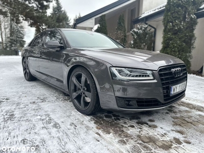 Audi A8 4.2 TDI DPF (clean diesel) quattro tiptronic