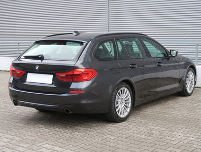 BMW 5 2017 530i xDrive 125187km Kombi