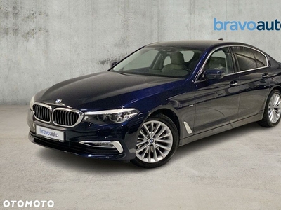 BMW Seria 5 520d xDrive Luxury Line