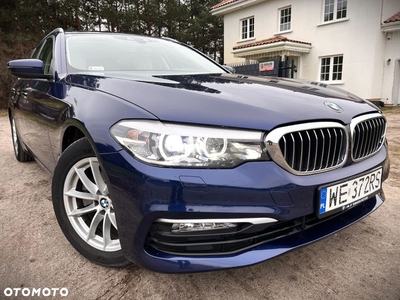 BMW Seria 5 520d xDrive Luxury Line