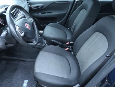 Fiat Punto 2015 1.4 127486km Hatchback