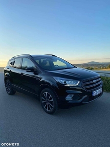 Ford Kuga 1.5 EcoBoost 2x4 ST-Line