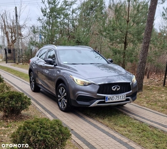 Infiniti QX30