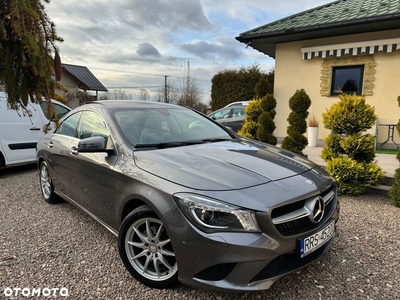 Mercedes-Benz CLA Shooting Brake 180 7G-DCT UrbanStyle Edition