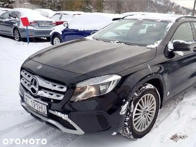 Mercedes-Benz GLA 180