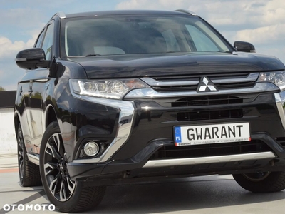 Mitsubishi Outlander 2.0 4WD Plug-In Hybrid Top