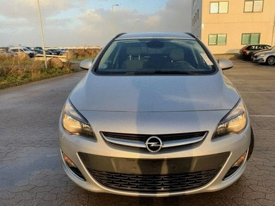 Opel Astra Tylko 84 tysięcy przebiegu J (2009-2019)