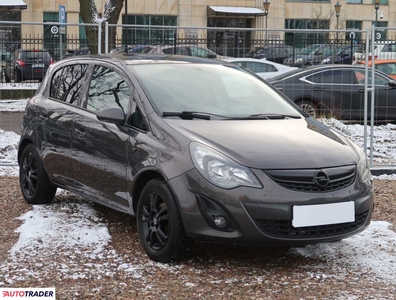 Opel Corsa 1.4 99 KM 2013r. (Piaseczno)