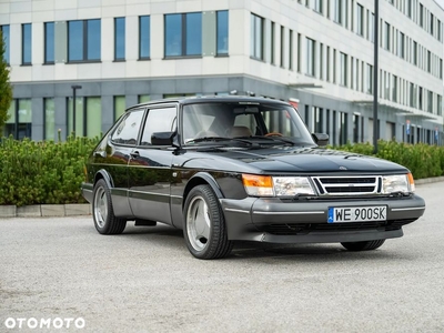 Saab 900