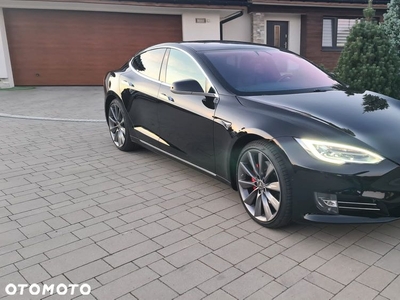 Tesla Model S Performance