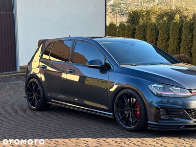 Volkswagen Golf GTI 2.0 TSI OPF DSG Performance