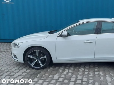 Volvo S60 T3 Drive-E R-Design Kinetic