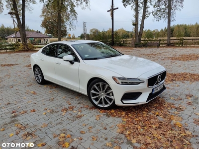 Volvo S60 T6 AWD Momentum Pro