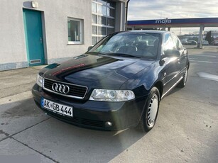 Audi A4 I (B5) 1.6 benzyna 102KM 1999r BEZWYPADKOWY