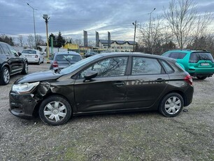 Citroen C4 Zarejestrowany w PL/Odpala, jeździ/Poduszki ok/Uszkodzenia zewnętrzne