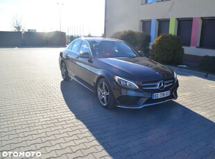 Mercedes-Benz Klasa C 200 4Matic 7G-TRONIC AMG Line