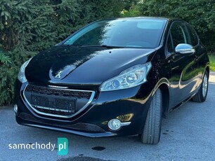 Peugeot 208 1.2