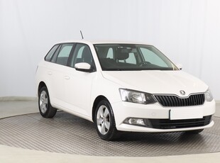 Skoda Fabia III , Salon Polska, Serwis ASO, VAT 23%, Klima, Parktronic,ALU