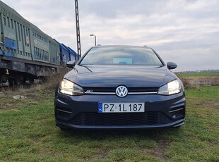 Volkswagen Golf VII 2.0 TDI 150 km R-line