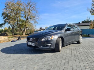 Volvo V60 I T5 Drive-E Summum Bardzo Ładne