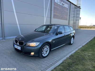 BMW Seria 3 318d