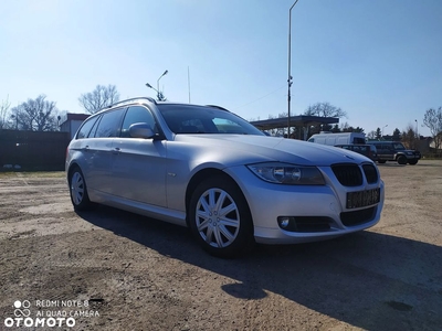 BMW Seria 3 318i Touring Edition Lifestyle