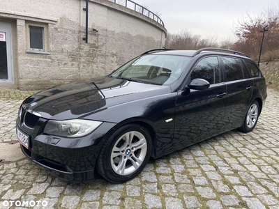 BMW Seria 3 320i