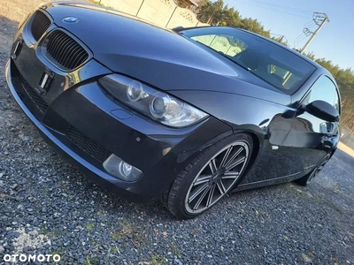 BMW Seria 3 320i Coupe