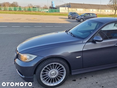 BMW Seria 3 320i