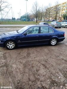 BMW Seria 5 523i