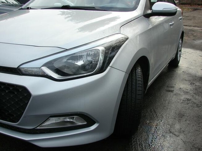 Hyundai i20 1.3 E 75 KM Klima