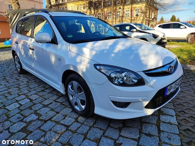 Hyundai I30 1.4 Base +