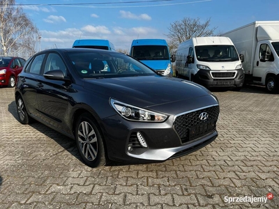 Hyundai i30 1.4 MPI EZ.05/2017