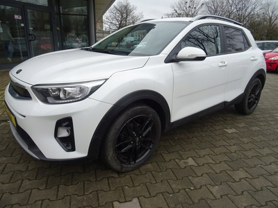 Kia Stonic Crossover 1.4 DOHC 100KM 2019