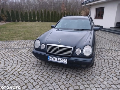 Mercedes-Benz Klasa E 430 T Avantgarde