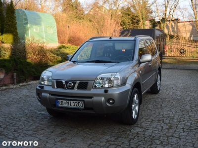 Nissan X-Trail 2.5 Elegance