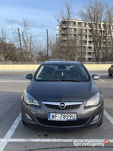 Opel Astra J 2010