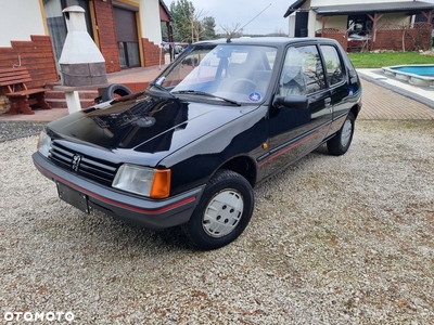 Peugeot 205 1.1 XR