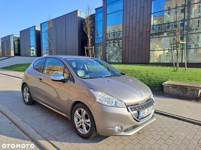 Peugeot 208 120 VTI Allure