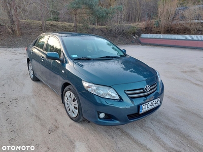 Toyota Corolla 1.6 VVT-i Luna