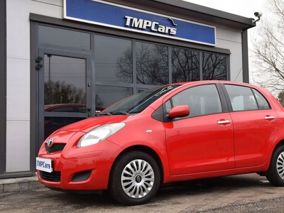 Toyota Yaris III Hatchback 5d 1.0 VVT-i 69KM 2011