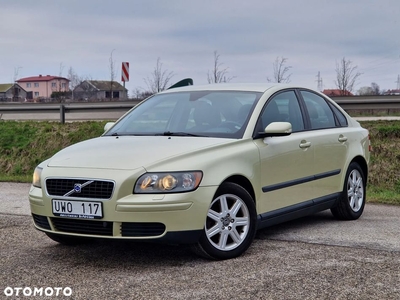 Volvo S40