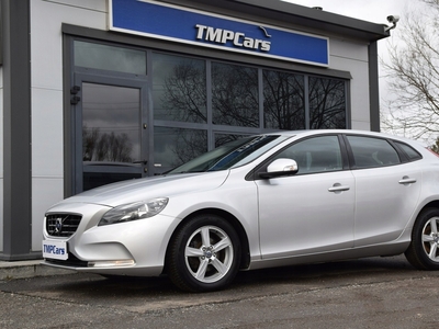 Volvo V40 II Cross Country D2 115KM 2013