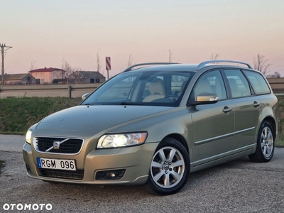 Volvo V50