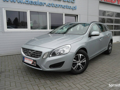 Volvo V60 1.6 D2 Serwis LED Navi Opłaty do 10.12.2024 Euro5…