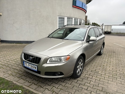 Volvo V70 2.0