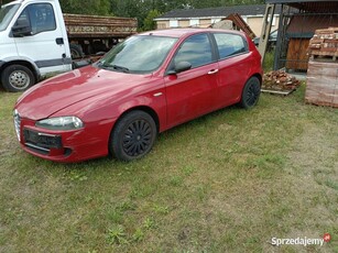 Alfa Romeo 147 1.6 TSpark benzyna.W całości lub na części.polecam