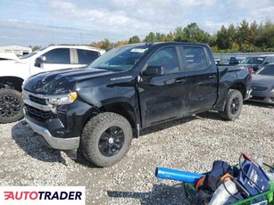 Chevrolet Silverado 5.0 benzyna 2023r. (MEMPHIS)